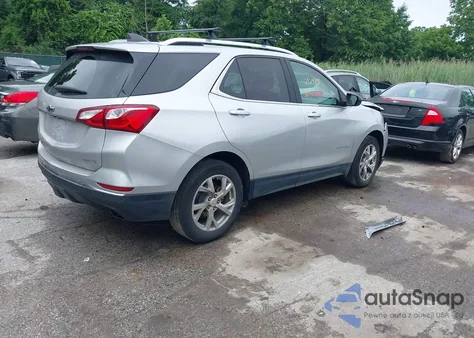 2020 Chevrolet Equinox Awd Lt 2.0L Turbo z USA, uszkodzony, nr VIN 3GNAXVEX3LS733926